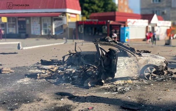 Росіяни вбили дронами двох жінок на Сумщині Росіяни вбили дронами двох жінок на Сумщині