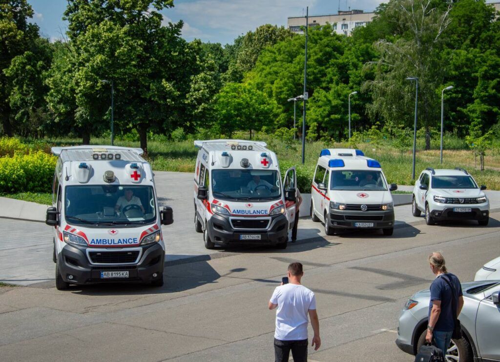 Одещина отримала від Червоного Хреста чотири автомобілі швидкої допомоги Одещина отримала від Червоного Хреста чотири автомобілі швидкої допомоги