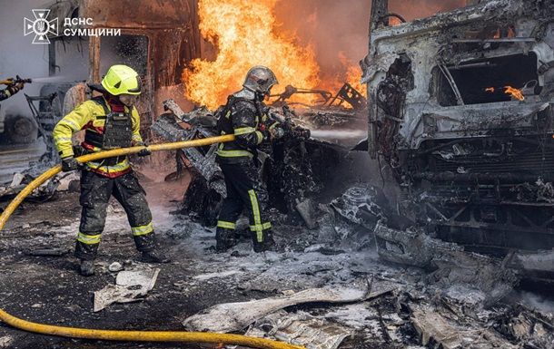 Україна Вночі росіяни вдарили по Україні балістикою та сотнями безпілотників: що відомо про наслідки Україна Вночі росіяни вдарили по Україні балістикою та сотнями безпілотників: що відомо про наслідки