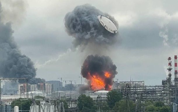 Зеленський зробив заяву піля ударів по Москві Зеленський зробив заяву піля ударів по Москві