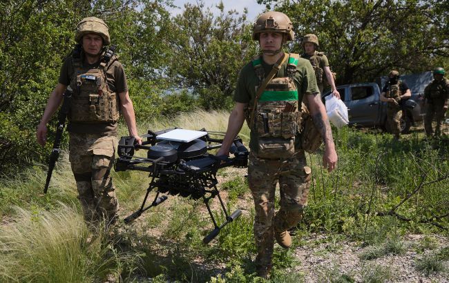Війну в Україні можуть спробувати "заморозити" вздовж фронту, - The Economist Війну в Україні можуть спробувати "заморозити" вздовж фронту, - The Economist
