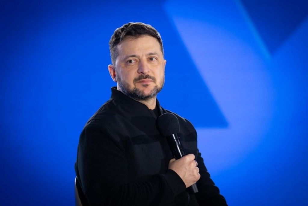 У Польщі активісти вирішили нагородити Зеленського власним орденом У Польщі активісти вирішили нагородити Зеленського власним орденом