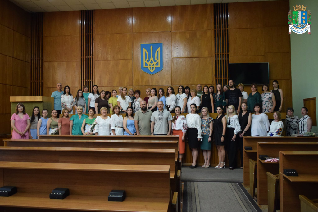 В Ізмаїльській РДА відзначили День державної служби України та нагородили кращих працівників В Ізмаїльській РДА відзначили День державної служби України та нагородили кращих працівників