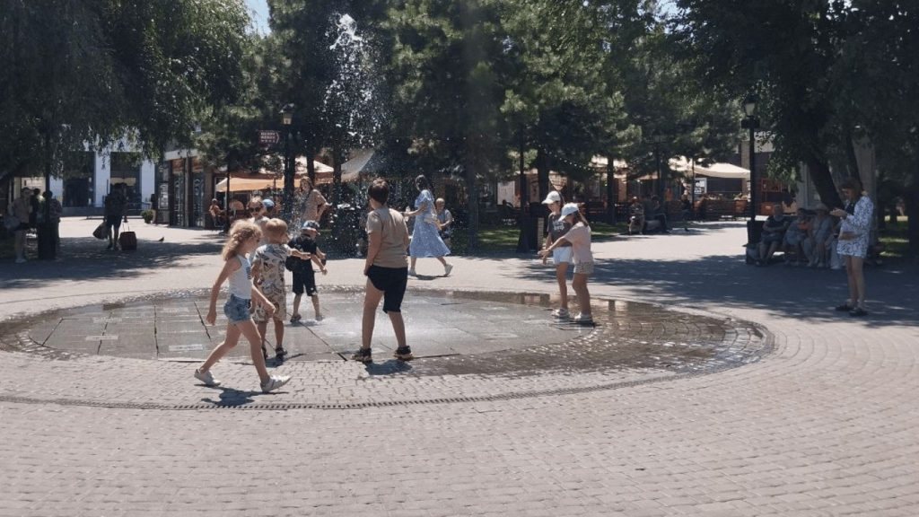 Китайський метод і басейн вдома: як рятуються одесити від спеки(фото) Китайський метод і басейн вдома: як рятуються одесити від спеки(фото)