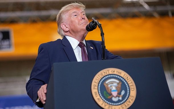 Трамп має намір встановити світовий рекорд із запуску феєрверків Трамп має намір встановити світовий рекорд із запуску феєрверків