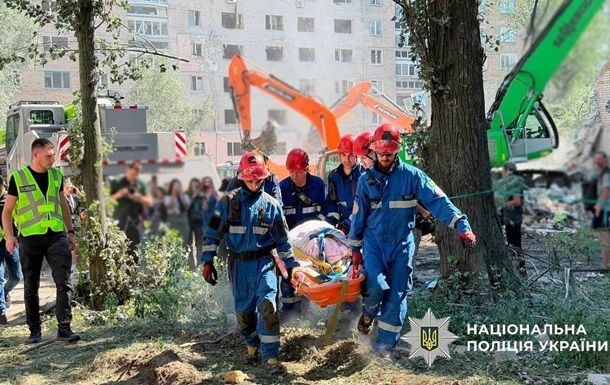 Кількість постраждалих в Києві зросла до 100 осіб Кількість постраждалих в Києві зросла до 100 осіб