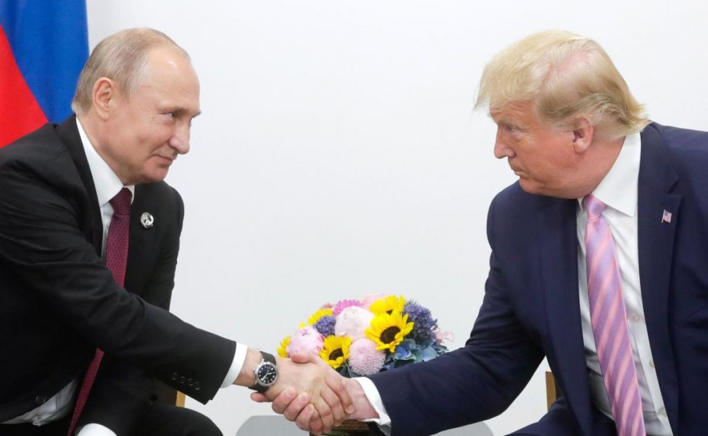 Путін і Трамп 1,5 години розмовляли по телефону: обговорювали війну в Україні Путін і Трамп 1,5 години розмовляли по телефону: обговорювали війну в Україні