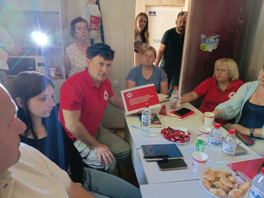 Засідання «круглого столу»(фото) Засідання «круглого столу»(фото)