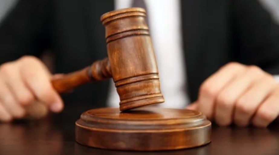 Суд виніс вирок жительці Болградського району, що вчинила ДТП, внаслідок якої загинули дві неповнолітні дівчини Суд виніс вирок жительці Болградського району, що вчинила ДТП, внаслідок якої загинули дві неповнолітні дівчини