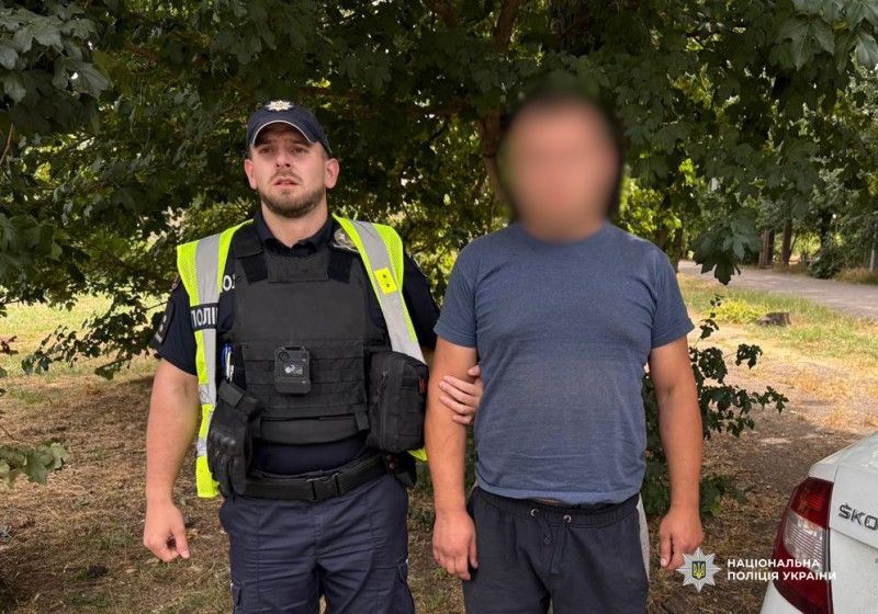 Поліцейські затримали водія вантажівки, який допустив смертельну ДТП на автодорозі Київ-Одеса Поліцейські затримали водія вантажівки, який допустив смертельну ДТП на автодорозі Київ-Одеса
