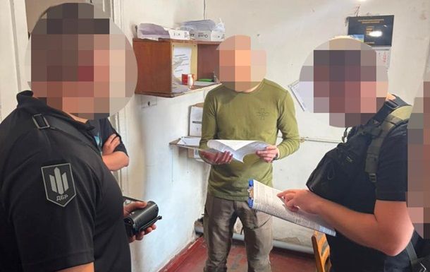 В Кременчуці у ТЦК чоловіка забили до смерті В Кременчуці у ТЦК чоловіка забили до смерті