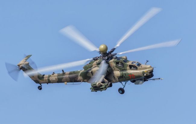 Бійці "Рарог" дроном збили російський вертоліт у Бєлгородській області (відео) Бійці "Рарог" дроном збили російський вертоліт у Бєлгородській області (відео)