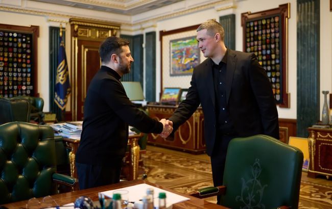 Зеленський зустрінеться з Федоровим перед засіданням фракції СН з Корецьким Зеленський зустрінеться з Федоровим перед засіданням фракції СН з Корецьким