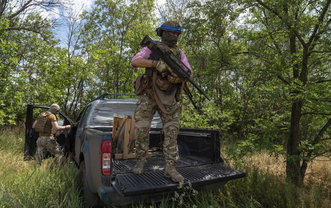 Пікапи для ЗСУ: чому їх досі не виробляють в Україні і що заважає Пікапи для ЗСУ: чому їх досі не виробляють в Україні і що заважає