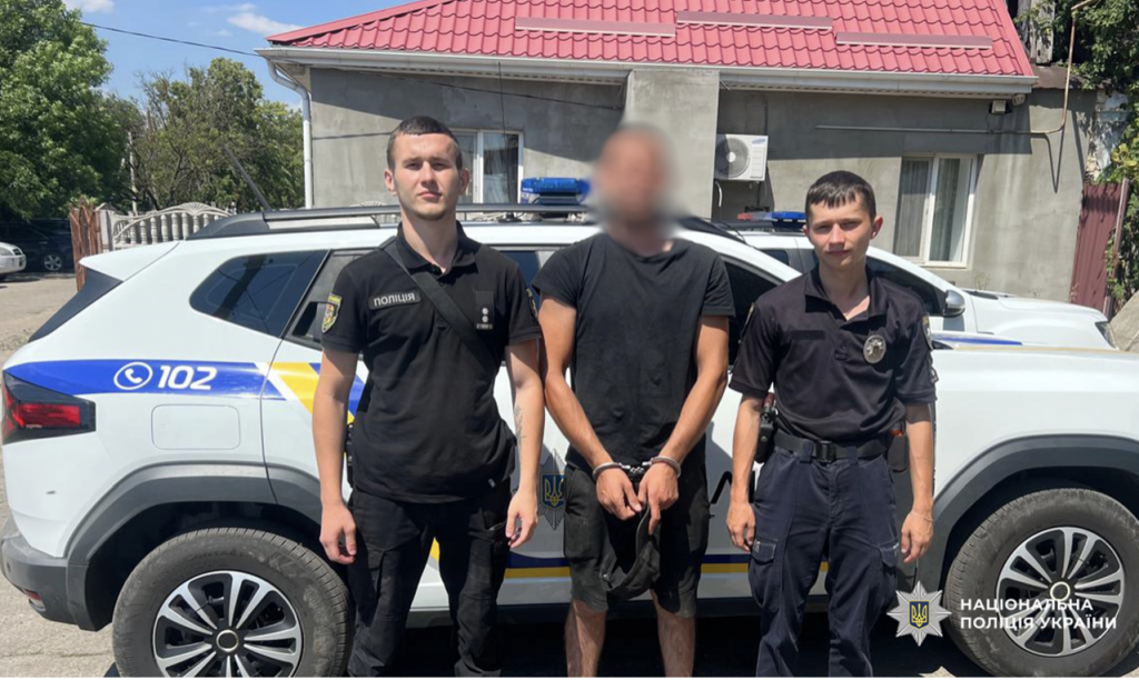 На Одещині військовому дали п’ять років в’язниці за смертельну ДТП у стані сп’яніння(фото) На Одещині військовому дали п’ять років в’язниці за смертельну ДТП у стані сп’яніння(фото)