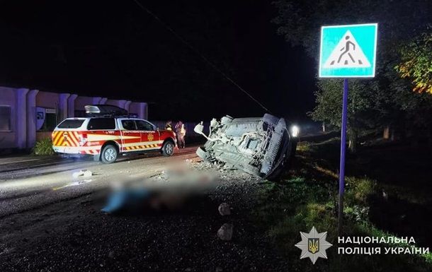 На Львівщині п'яний водій вбив трьох підлітків На Львівщині п'яний водій вбив трьох підлітків