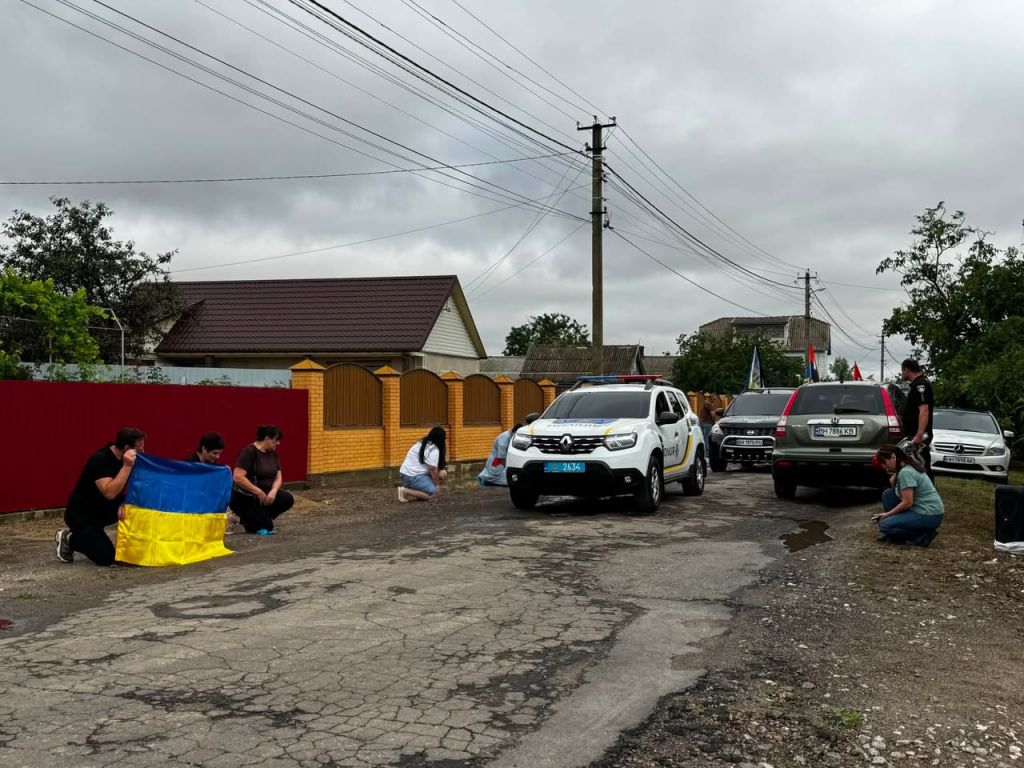 Саф’янівська громада провела в останню путь Захисника України Вадима Якименка(фото) Саф’янівська громада провела в останню путь Захисника України Вадима Якименка(фото)