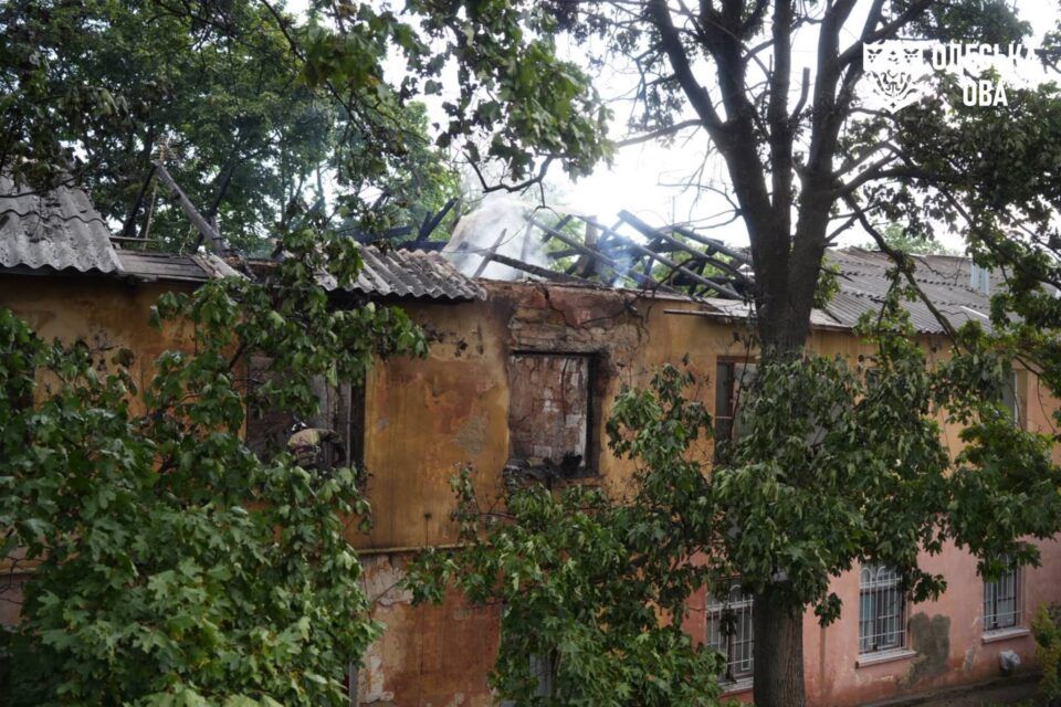 рф атакувала домівки та цивільні об’єкти Одещини ударними безпілотниками, загинула людина рф атакувала домівки та цивільні об’єкти Одещини ударними безпілотниками, загинула людина