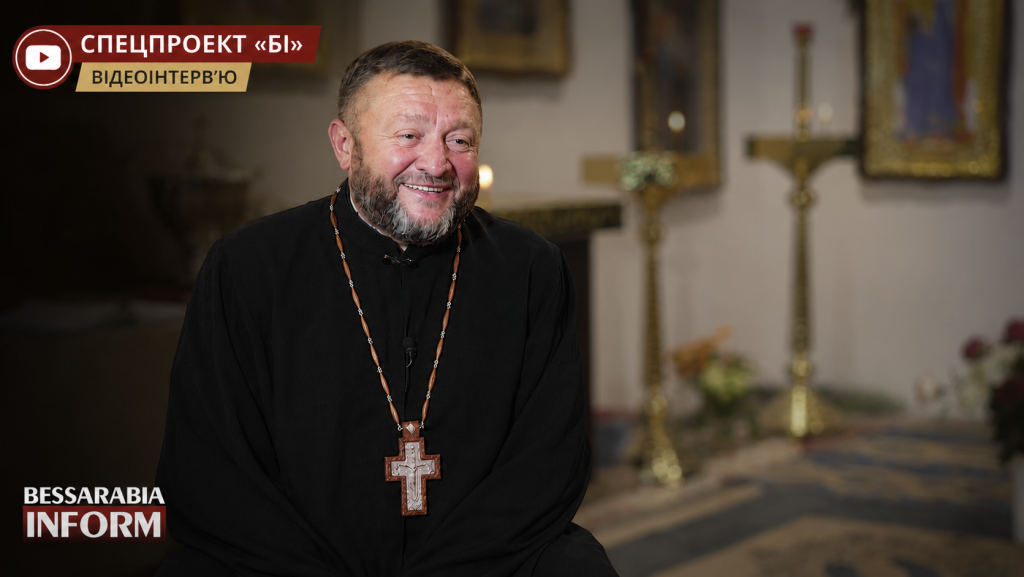 Між рясою та пікселем: історія військового капелана, який очолив першу парафію ПЦУ в Українському Придунав’ї Між рясою та пікселем: історія військового капелана, який очолив першу парафію ПЦУ в Українському Придунав’ї