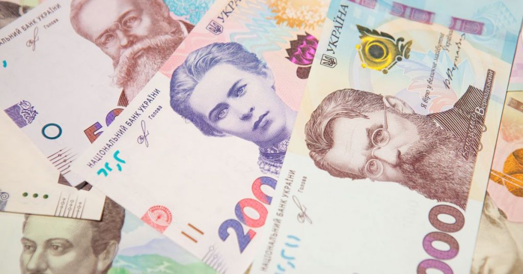 Пенсії зростуть, але не для всіх: кому у серпні автоматично додадуть до 570 гривень Пенсії зростуть, але не для всіх: кому у серпні автоматично додадуть до 570 гривень