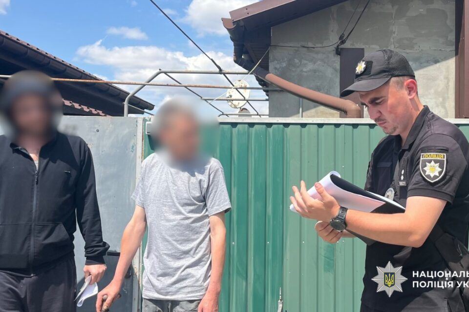 В Ізмаїлі правоохоронці затримали торговця зброєю В Ізмаїлі правоохоронці затримали торговця зброєю