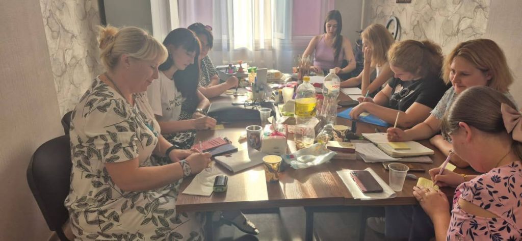Натхненна супервізія з фахівцями Центру життєстійкості(фото) Натхненна супервізія з фахівцями Центру життєстійкості(фото)