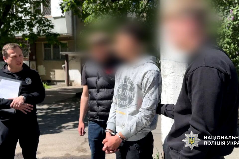 Перед судом постануть два юнаки з Ізмаїльського району, які підпалювали автівки заради легких грошей Перед судом постануть два юнаки з Ізмаїльського району, які підпалювали автівки заради легких грошей