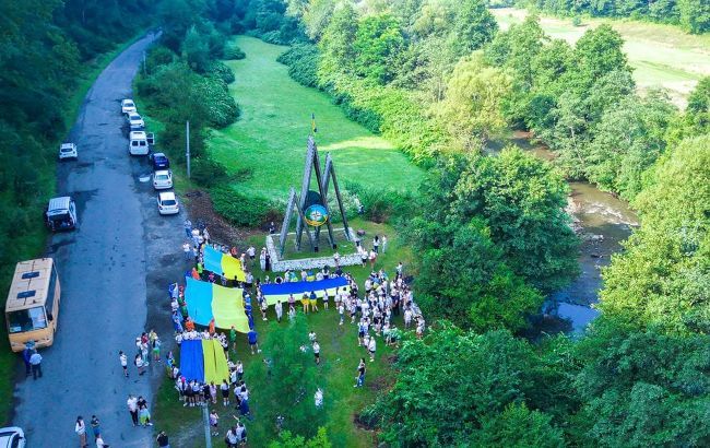 Скандал у таборі "Артек" на Закарпатті: Мінсоцполітики ініціювало перевірку умов для дітей Скандал у таборі "Артек" на Закарпатті: Мінсоцполітики ініціювало перевірку умов для дітей