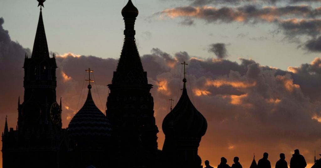 Атака дронів на Москву, Енгельс та Саратов та вибухи у Харкові: головні новини ночі 2 серпня 2026 року Атака дронів на Москву, Енгельс та Саратов та вибухи у Харкові: головні новини ночі 2 серпня 2026 року