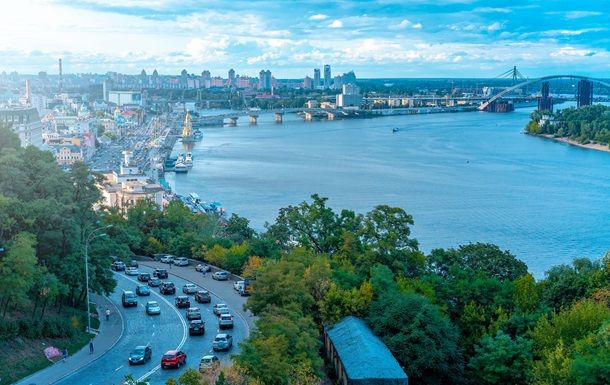 Топ-5 місць у Києві, де варто провести незабутні вихідні Топ-5 місць у Києві, де варто провести незабутні вихідні