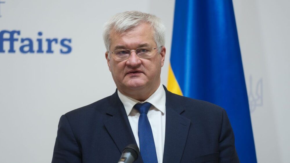 Після атак на порти Одещини Україна просить союзників допомогти розблокувати морський експорт Після атак на порти Одещини Україна просить союзників допомогти розблокувати морський експорт