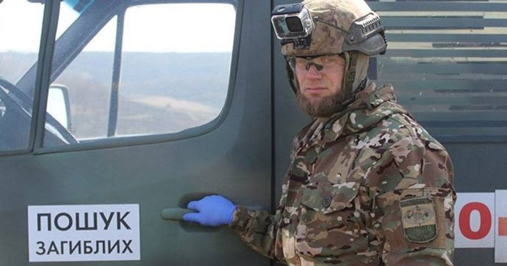 Загинув Олексій Юков, який шукав і повертав останки полеглих захисників(фото) Загинув Олексій Юков, який шукав і повертав останки полеглих захисників(фото)