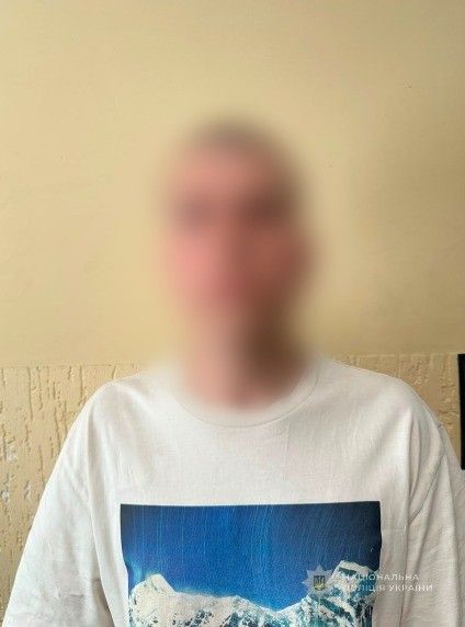 Поліцейські викрили 23-річного жителя Одеси у збуті наркотиків Поліцейські викрили 23-річного жителя Одеси у збуті наркотиків