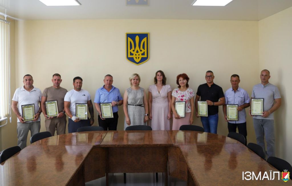 В Ізмаїлі напередодні професійного свята — Дня будівельника — відбулася урочиста церемонія нагородження працівників будівельної галузі. В Ізмаїлі напередодні професійного свята — Дня будівельника — відбулася урочиста церемонія нагородження працівників будівельної галузі.