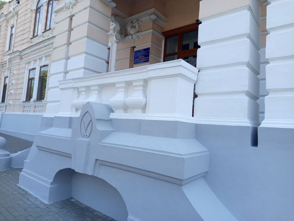Завершуються роботи з підготовки до початку нового навчального року(фото) Завершуються роботи з підготовки до початку нового навчального року(фото)