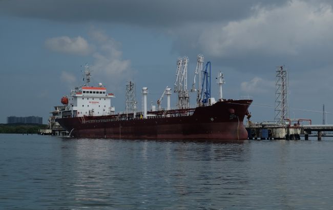 Україна погодилася не атакувати неросійські танкери в Чорному морі, - Bloomberg Україна погодилася не атакувати неросійські танкери в Чорному морі, - Bloomberg