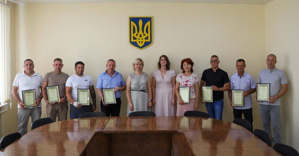 В Ізмаїлі з професійним святом привітали працівників будівельної сфери(фото) В Ізмаїлі з професійним святом привітали працівників будівельної сфери(фото)