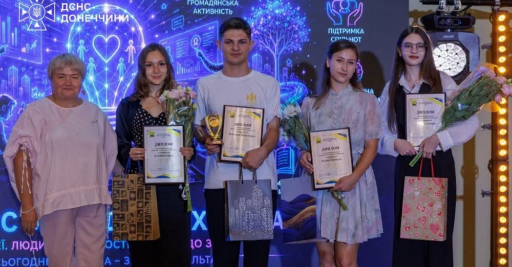 Талановита скрипалька з Бахмута, яка живе в Болграді, стала лауреаткою конкурсу “Молода людина року – 2026”(фото) Талановита скрипалька з Бахмута, яка живе в Болграді, стала лауреаткою конкурсу “Молода людина року – 2026”(фото)