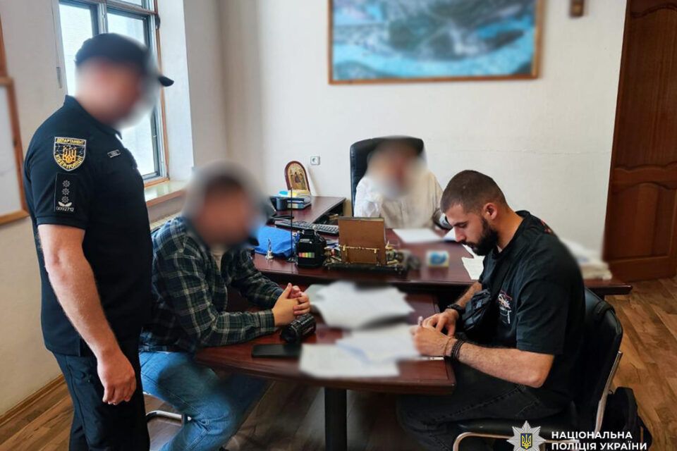 Колишньому головному інженеру та заступнику керівника морського порту в Ізмаїльському районі оголосили підозри Колишньому головному інженеру та заступнику керівника морського порту в Ізмаїльському районі оголосили підозри