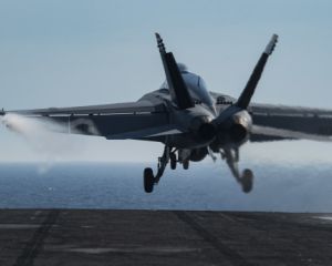 Іспанський F-18 збив безпілотник, який залетів у повітряний простір Румунії Іспанський F-18 збив безпілотник, який залетів у повітряний простір Румунії