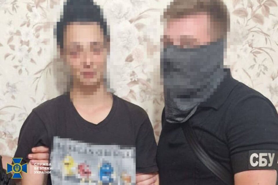 В Ізмаїлі затримали російську агентку, яка готувала серію терактів поблизу адмінбудівель В Ізмаїлі затримали російську агентку, яка готувала серію терактів поблизу адмінбудівель