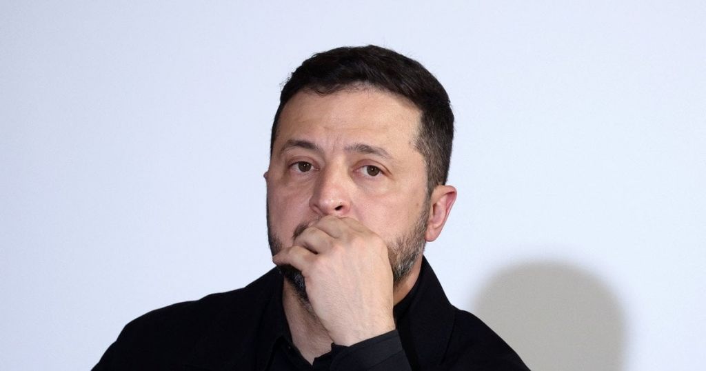 Після резонансної ДТП у Києві Зеленський скликає РНБО: що хочуть змінити для водіїв Після резонансної ДТП у Києві Зеленський скликає РНБО: що хочуть змінити для водіїв