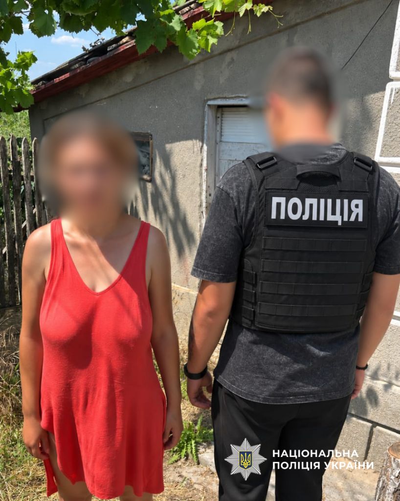 Поліцейські відправили на лаву підсудних трьох жителів Одещини за незаконне вирощування маку та конопель Поліцейські відправили на лаву підсудних трьох жителів Одещини за незаконне вирощування маку та конопель