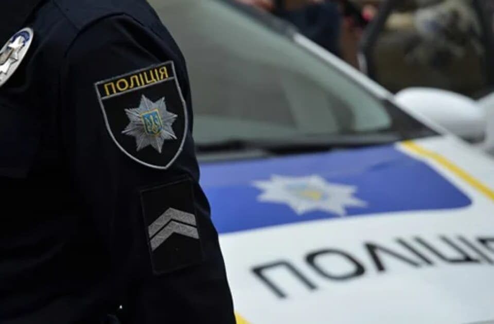 На Одещині підліток катував 11-річного хлопця на очах у інших однолітків На Одещині підліток катував 11-річного хлопця на очах у інших однолітків