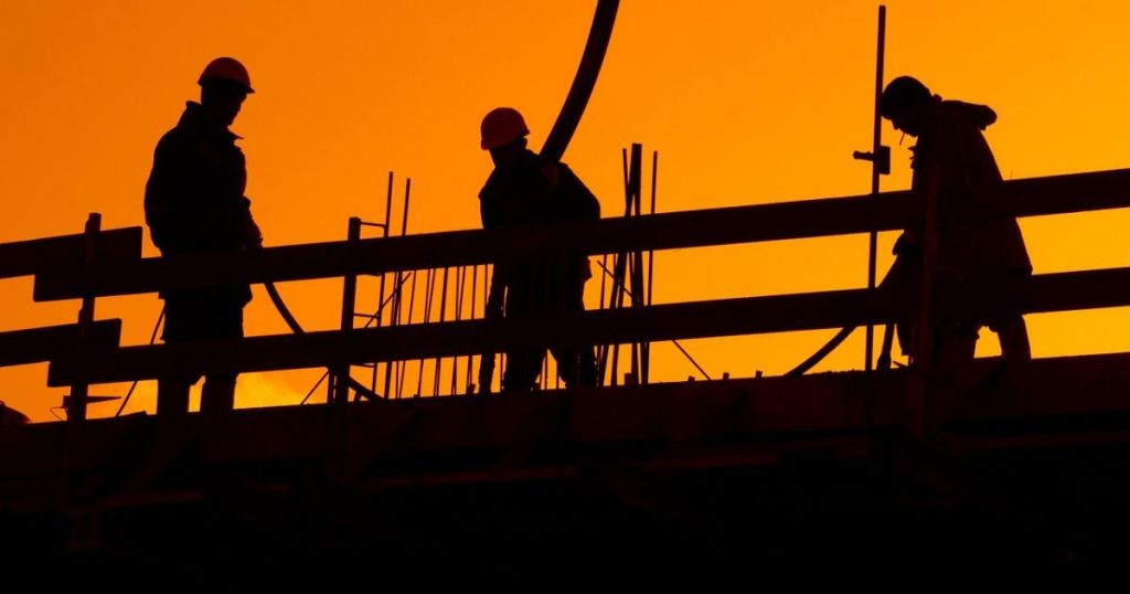 Важка фізична праця може підвищувати ризик деменції: які професії в зоні небезпеки Важка фізична праця може підвищувати ризик деменції: які професії в зоні небезпеки