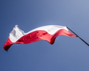 Польща місяцями не видає Україні дозвіл на пошукові роботи Польща місяцями не видає Україні дозвіл на пошукові роботи