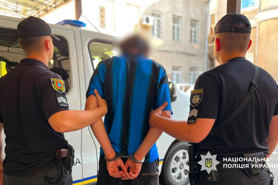 В Одесі безхатька забили до смерті за жебракування В Одесі безхатька забили до смерті за жебракування