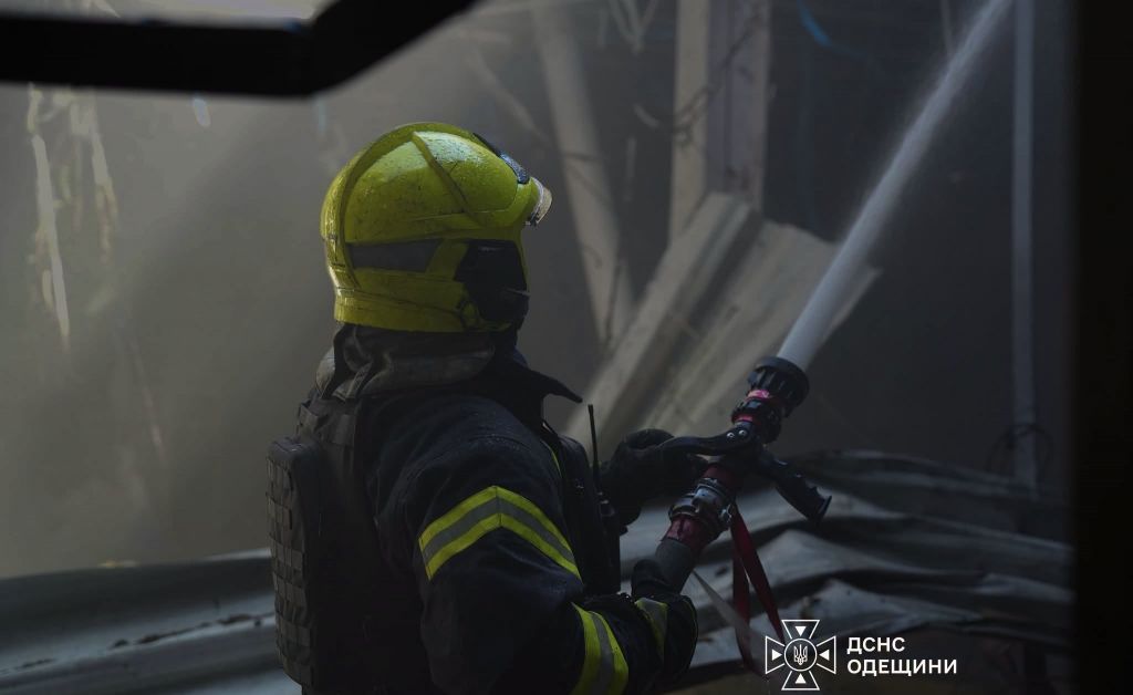 В Одеській області під час пожежі в будинку загинула 98-річна жінка В Одеській області під час пожежі в будинку загинула 98-річна жінка