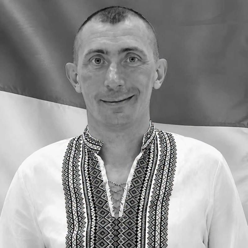 На Ізмаїльщині попрощаються з полеглим захисником України Олексієм Вєховим На Ізмаїльщині попрощаються з полеглим захисником України Олексієм Вєховим