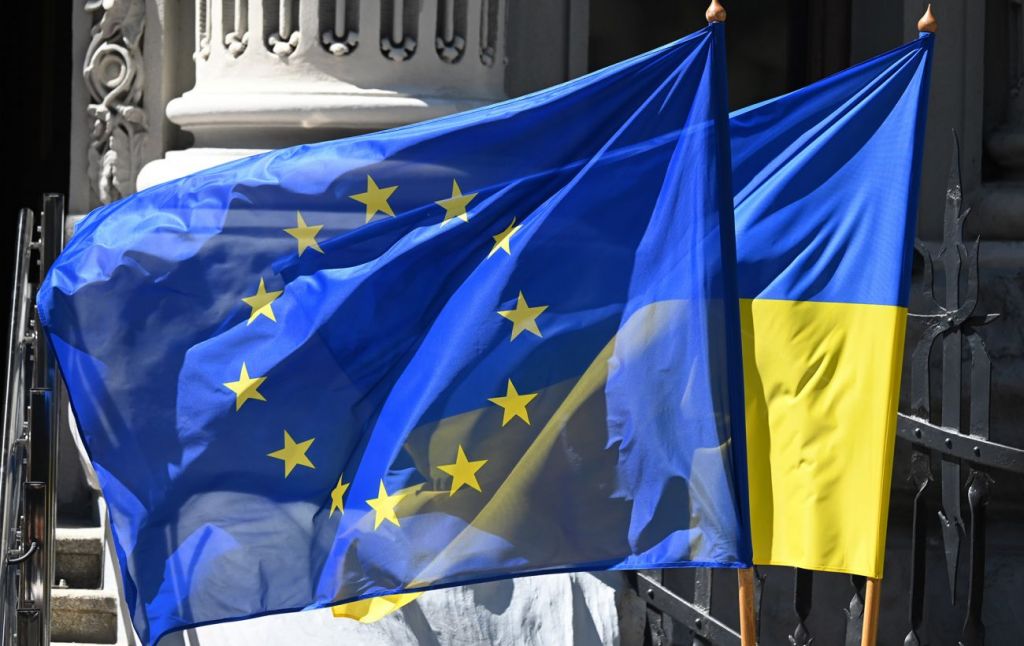 ЄС виділить Україні €6,1 млрд на зброю: що куплять за ці кошти ЄС виділить Україні €6,1 млрд на зброю: що куплять за ці кошти